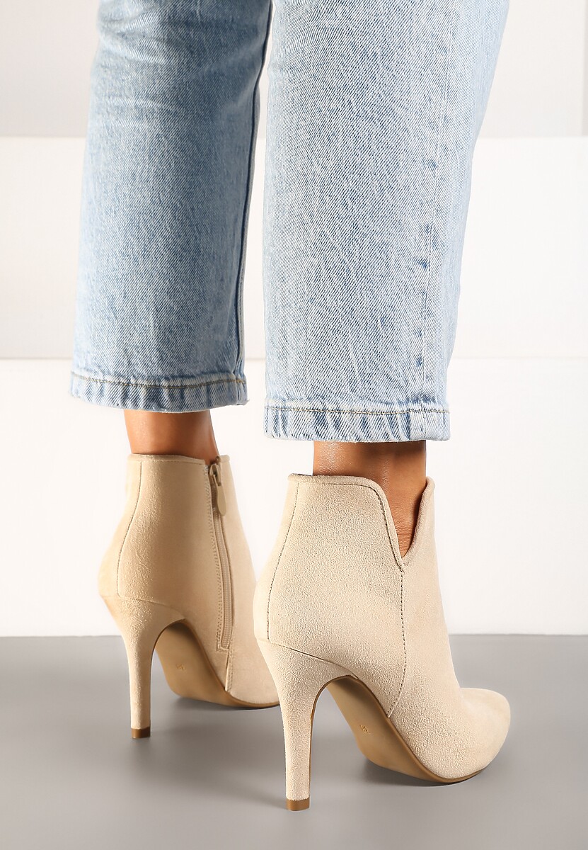 Jasnobeżowe Botki na Szpilce ze Szpiczastym Noskiem Yegene