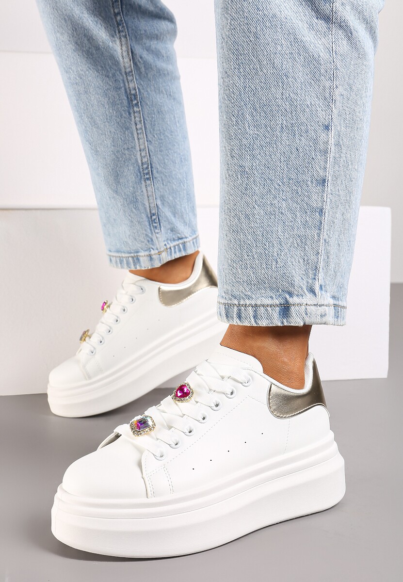 Biało-Złote Sneakersy na Platformie z Aplikacjami na Sznurówkach Neveahra