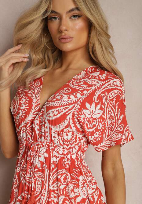 Czerwono-Beżowa Sukienka Letnia z Gumką w Talii i Ozdobnymi Chwostami Aleriana