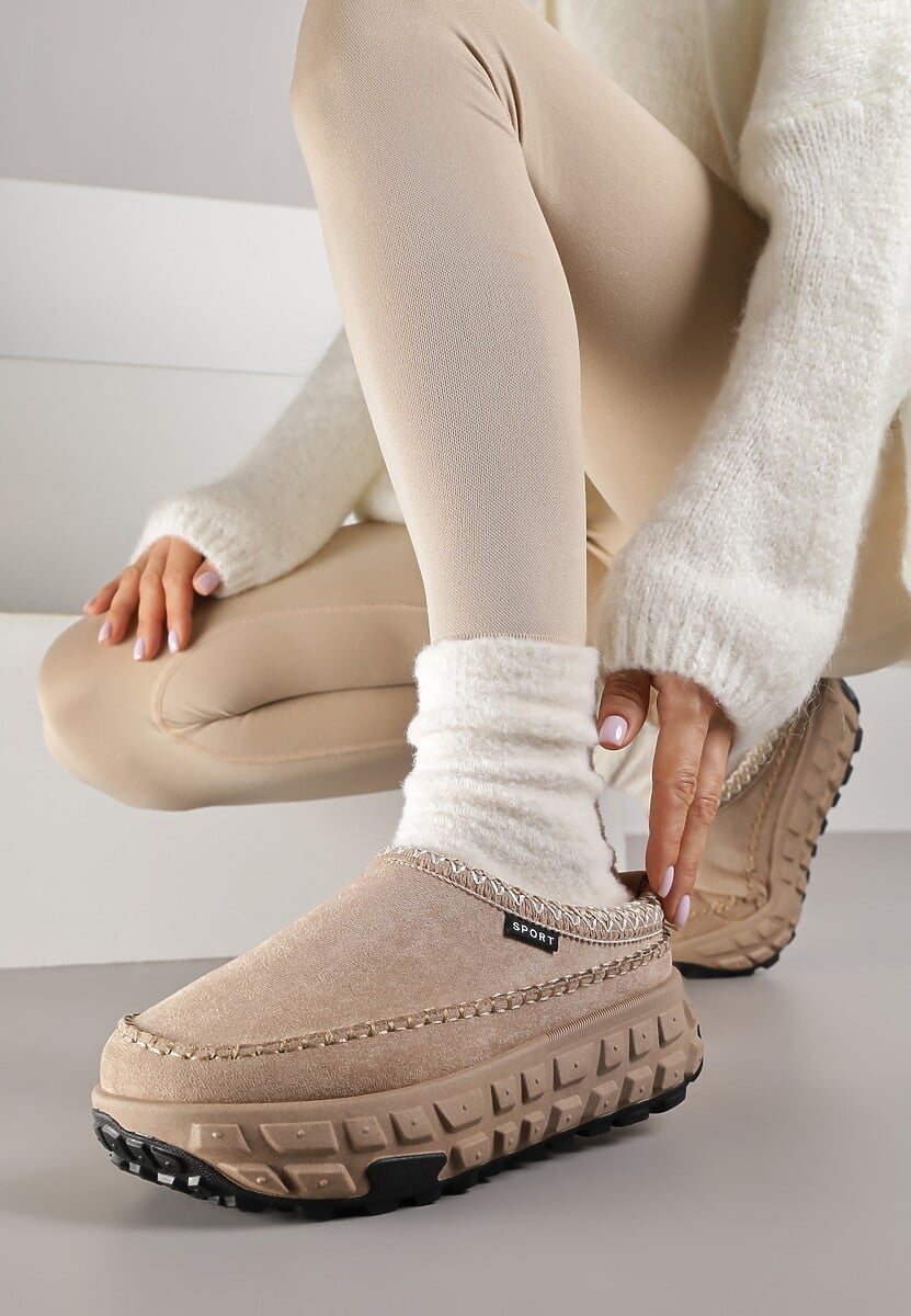 Ciemnobeżowe Śniegowce na Platformie z Tłoczeniem i Niską Cholewką Violova