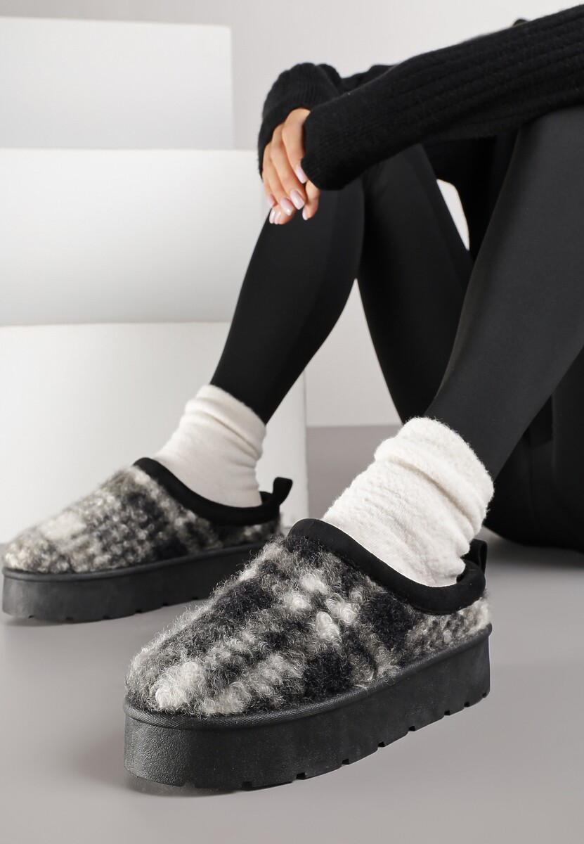 Brązowe Śniegowce na Platformie Ozdobione Kratą Ammea