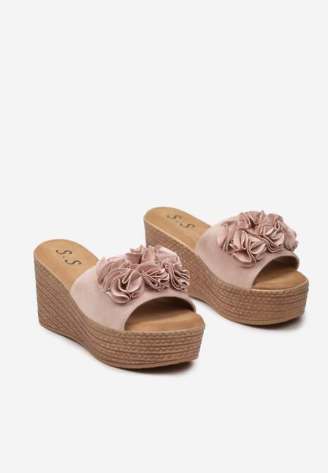 Różowe Klapki na Platformie z Koturnem i Szerokim Paskiem z Kwiatami Sirecia