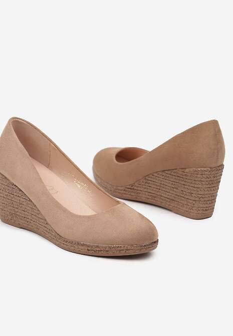 Ciemnobeżowe Czółenka Vices na Koturnie z Błyszczącej Plecionki ze Skórzaną Wkładką Utruste