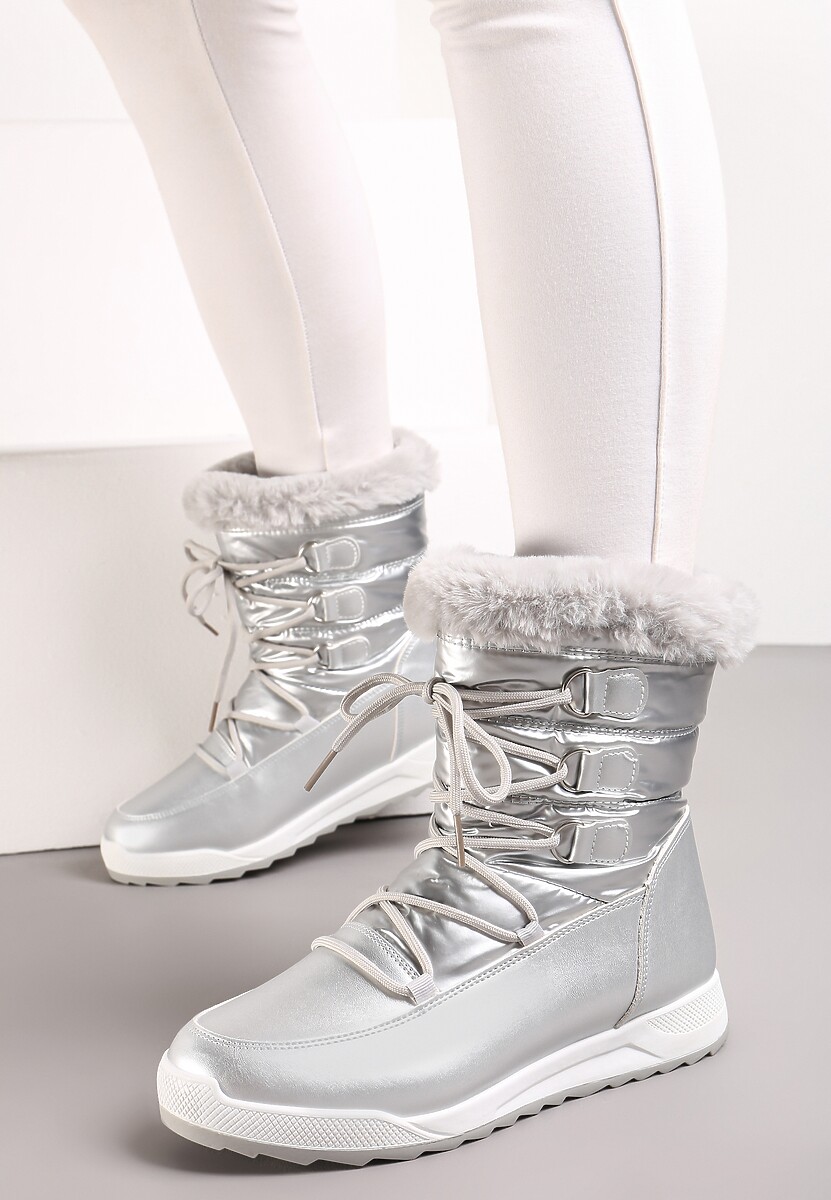 Srebrne Sznurowane Śniegowce z Ozdobnym Futerkiem Betmiga