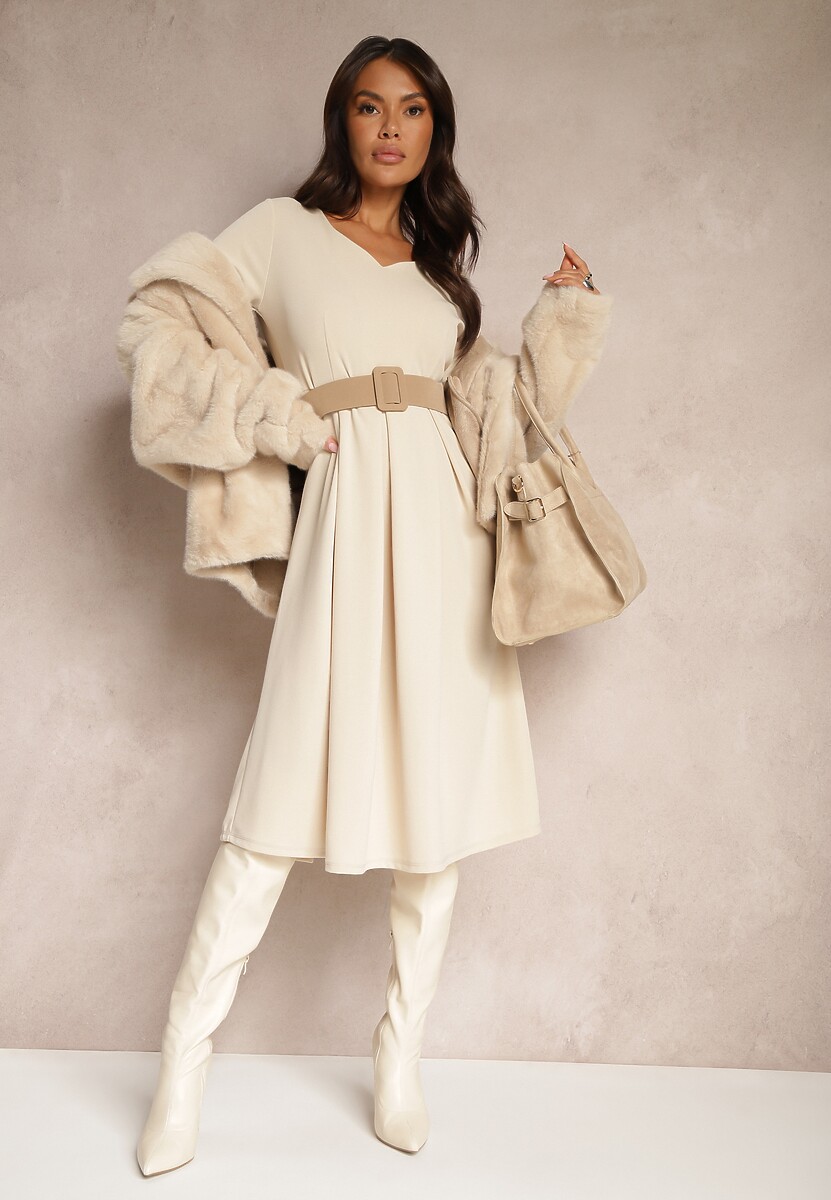 Beżowa Sukienka o Rozkloszowanym Kroju z Rękawem Długości 3/4 Nomini