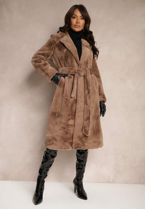 Brązowy Szlafrokowy Płaszcz Wiązany w Talii z Futerka Izalora