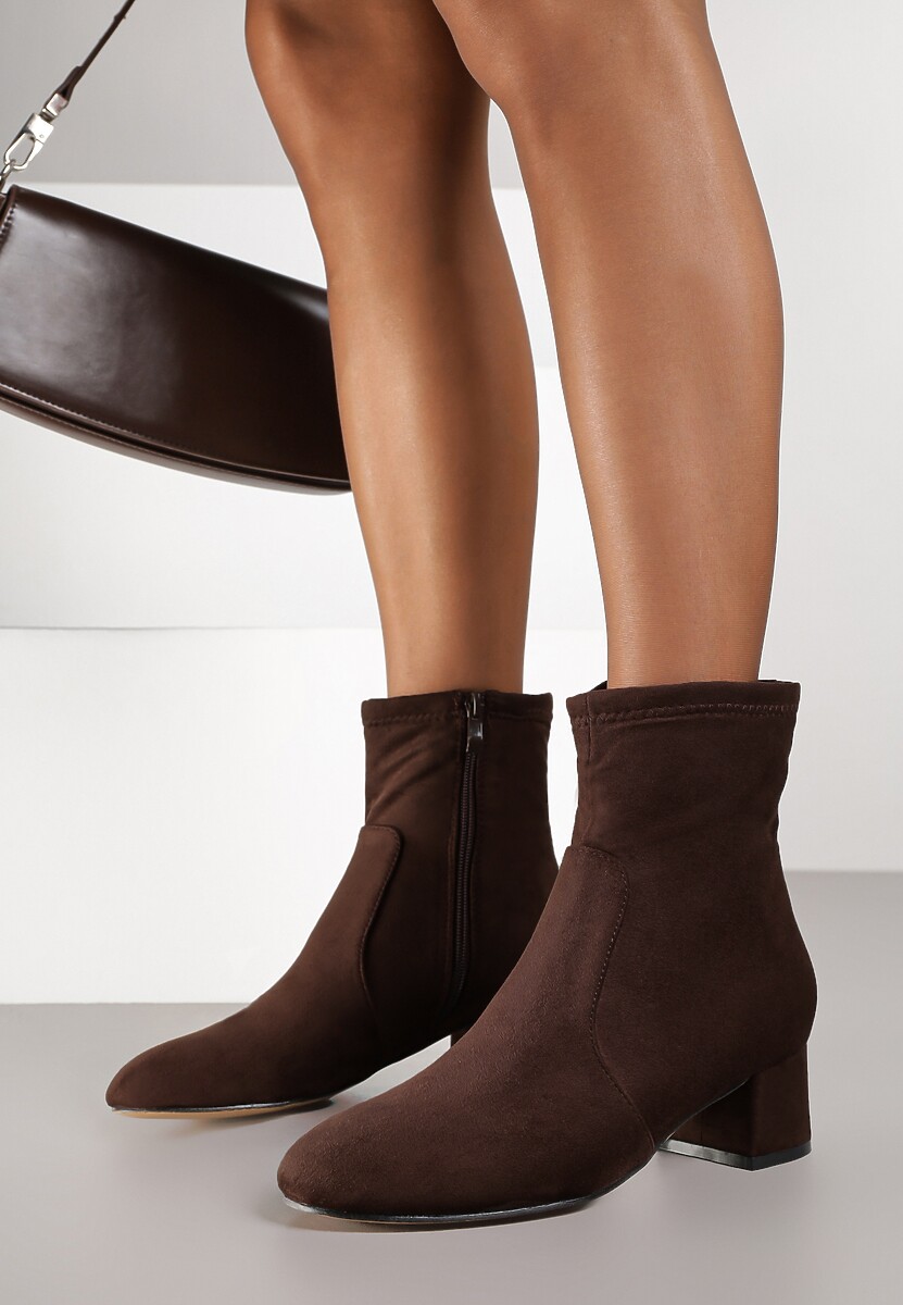 Ciemnobrązowe Botki Vices na Słupku Ozdobione Przeszyciem Ariske