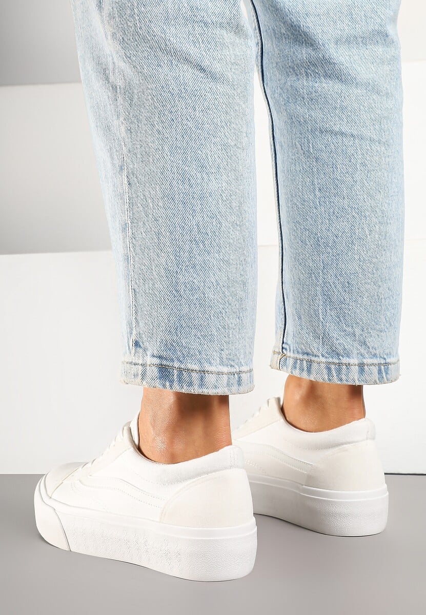 Białe Tenisówki o Klasycznym Fasonie na Niskiej Platformie Mepaira