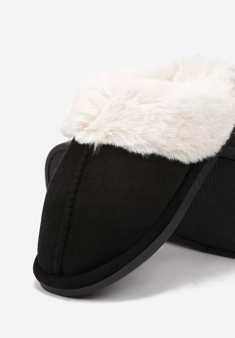 Czarne Kapcie na Płaskiej Podeszwie z Przeszyciem i Futerkiem Savarilin