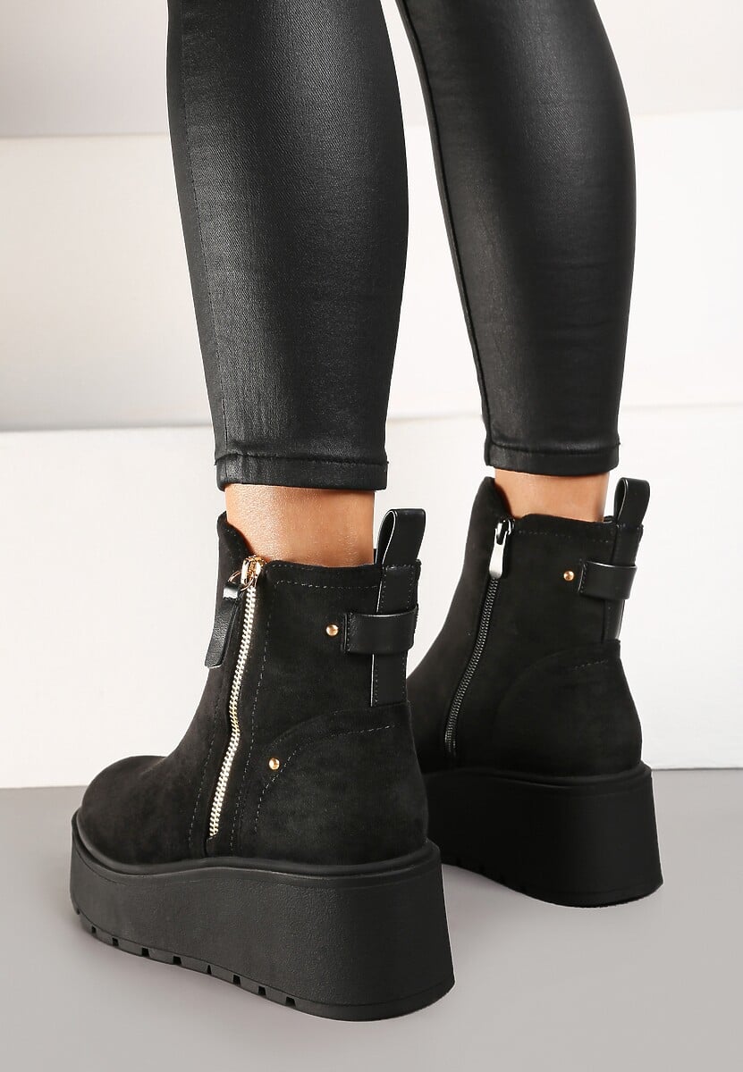 Czarne Botki na Koturnie z Ozdobnym Suwakiem z Boku Linneasia
