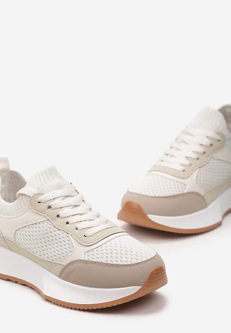 Beżowe Sneakersy ze Skarpetkową Cholewką i Ozdobnym Sznurowaniem na Grubej Podeszwie Pirtia