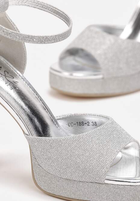 Srebrne Sandały na Słupku i Platformie Ozdobione Brokatem Viviane