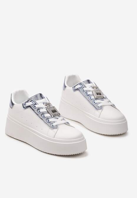Biało-Niebieskie Sneakersy z Metaliczną Zawieszką na Sznurówkach Ozdobioną Cyrkoniami Edosa