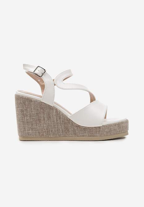 Białe Sandały z Ekoskóry na Koturnie Zapinane na Sprzączkę Moanis