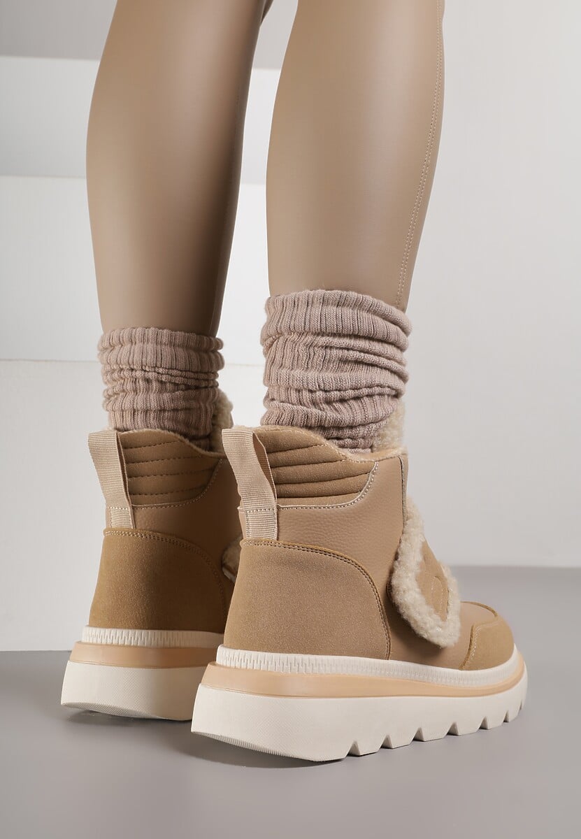 Ciemnobeżowe Śniegowce Ozdobione Futerkiem i Przeszyciami Newelara