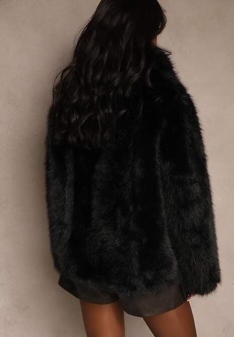 Czarna Dwustronna Kurtka Biker Ozdobiona Futerkiem Flitta