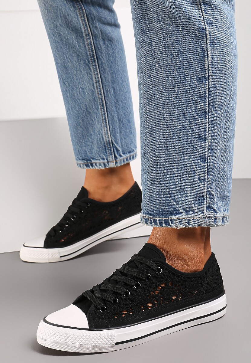 Czarne Trampki z Krótką Ażurową Cholewką Paerina