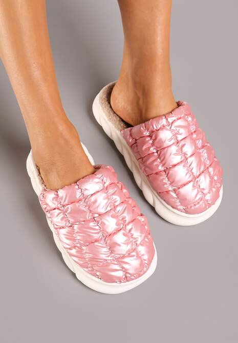 Różowe Płaskie Kapcie Vices Ozdobione Pikowaną Cholewką Aquintina