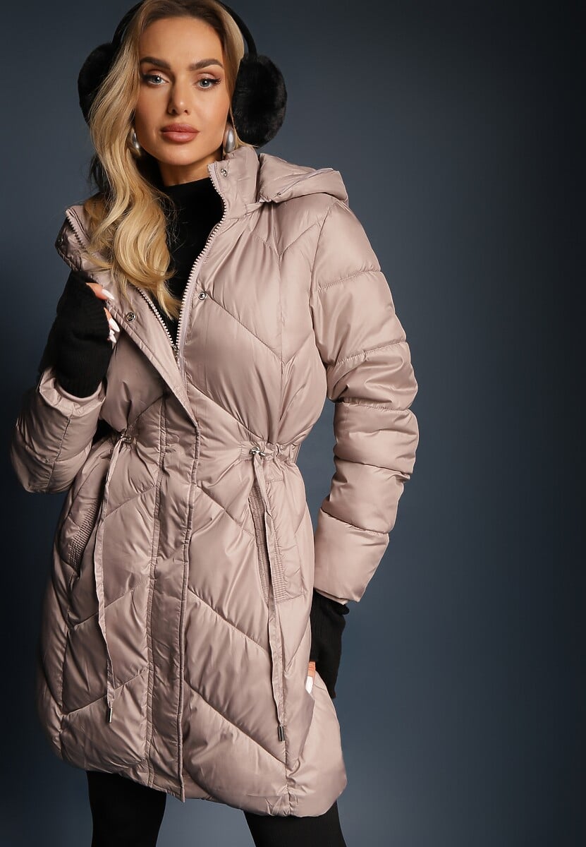 Beżowa Długa Pikowana Kurtka w Stylu Parki z Troczkiem w Pasie i Sztucznym Futerkiem Abelasa