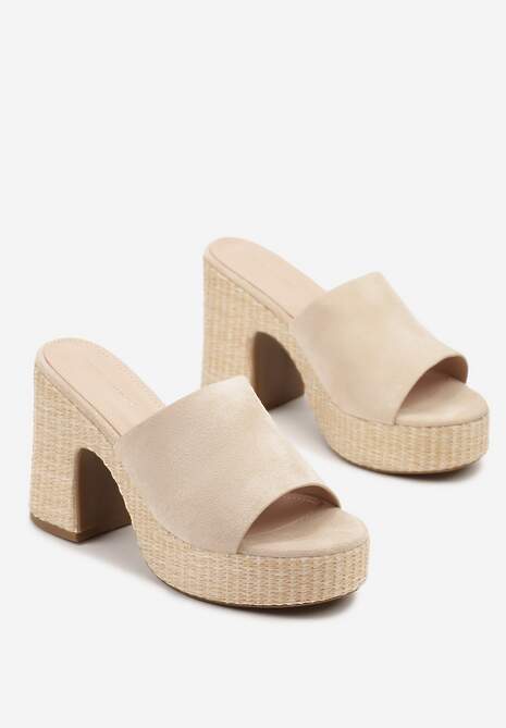 Beżowe Klapki na Słupkowym Obcasie z Cholewką z Ekozamszu Voerina