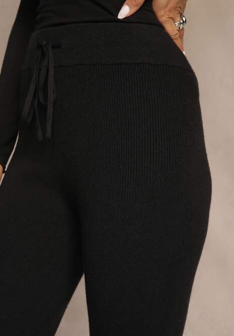 Czarne Dzianinowe Spodnie z Wiskozą o Kroju Flare Zetene