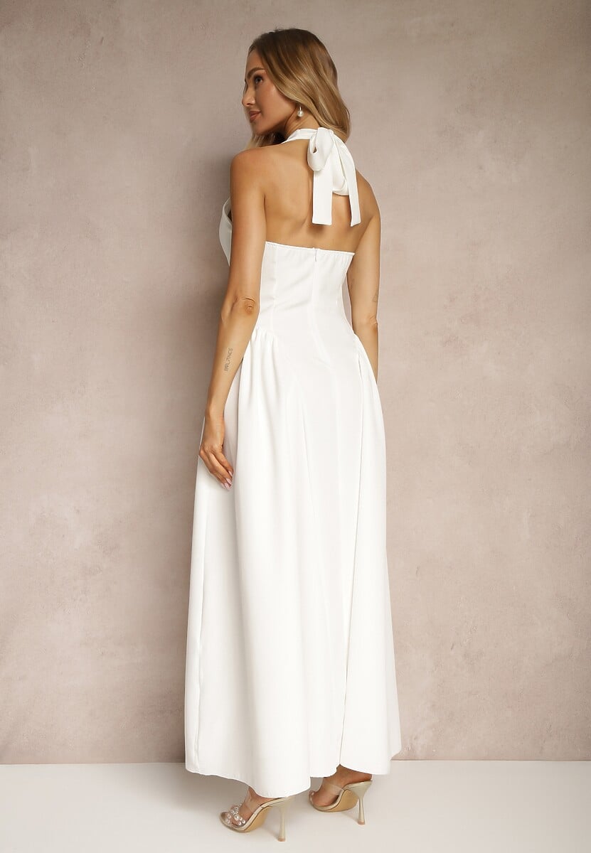 Biała Rozkloszowana Sukienka Halter z Wiązaniem i Odkrytymi Plecami Senicce