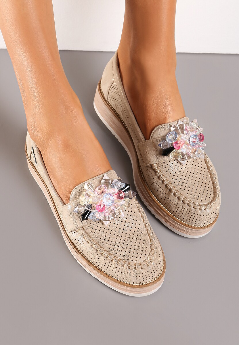 Złote Ażurowe Mokasyny z Kryształkami na Niskiej Platformie Kisarra