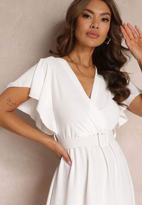 Biała Rozkloszowana Sukienka z Paskiem i Kopertowym Dekoltem Brinea