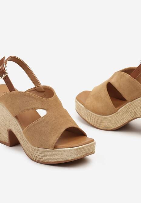 Brązowe Sandały z Imitacji Zamszu na Ozdobnym Słupku i Platformie Effiah