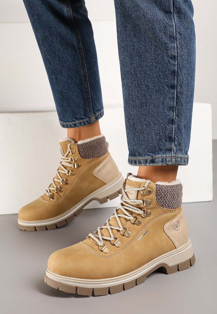 Jasnobrązowe Sznurowane Traperki na Płaskiej Podeszwie Ozdobione Futerkiem Seassia