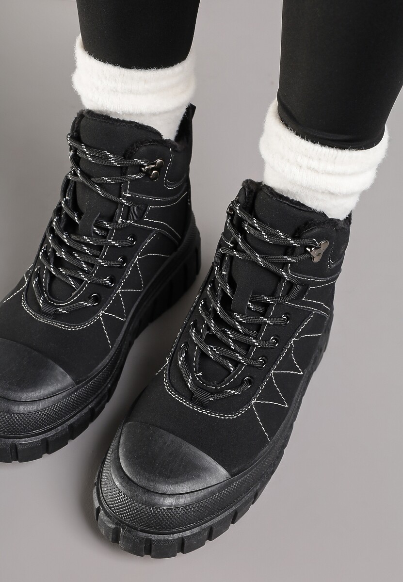 Czarne Botki Trapery Vices na Platformie z Tłoczeniem Ozdobione Przeszyciami Amirrise