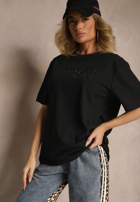 Czarna Bawełniana Koszulka T-shirt z Tłoczonym Napisem Lunorina