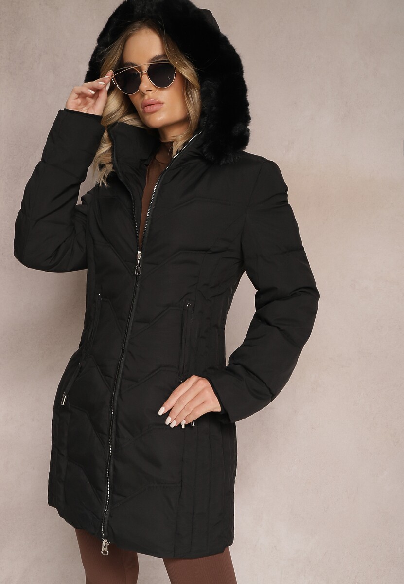 Brązowa Kurtka o Fasonie Płaszcza z Pikowaniem i Futrzanym Kapturem Mavila