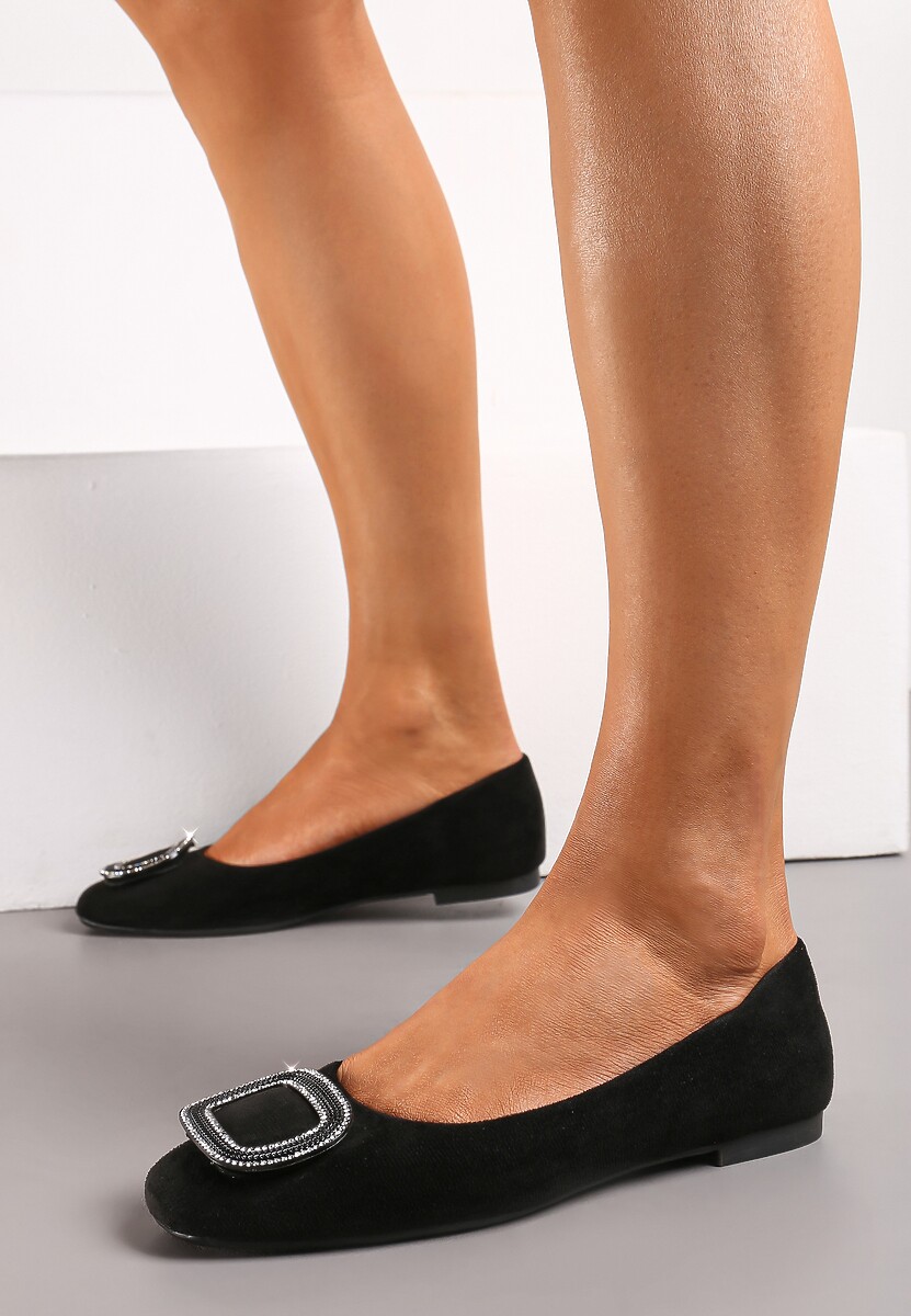 Czarne Balerinki z Metalową Wstawką na Przodzie Ozdobioną Cyrkoniami Alicutte