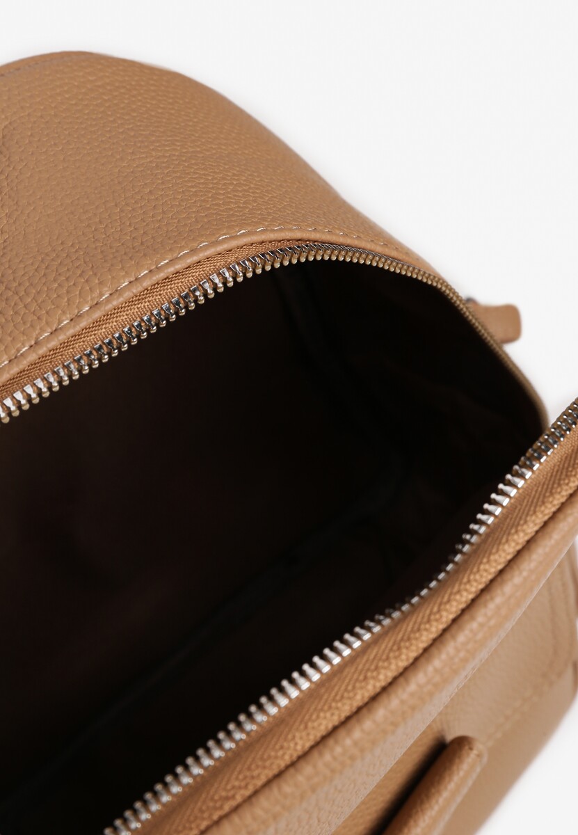 Beżowy Mały Plecak z Kieszonką i Metaliczną Ozdobą na Szelkach z Regulacją Ravasindra