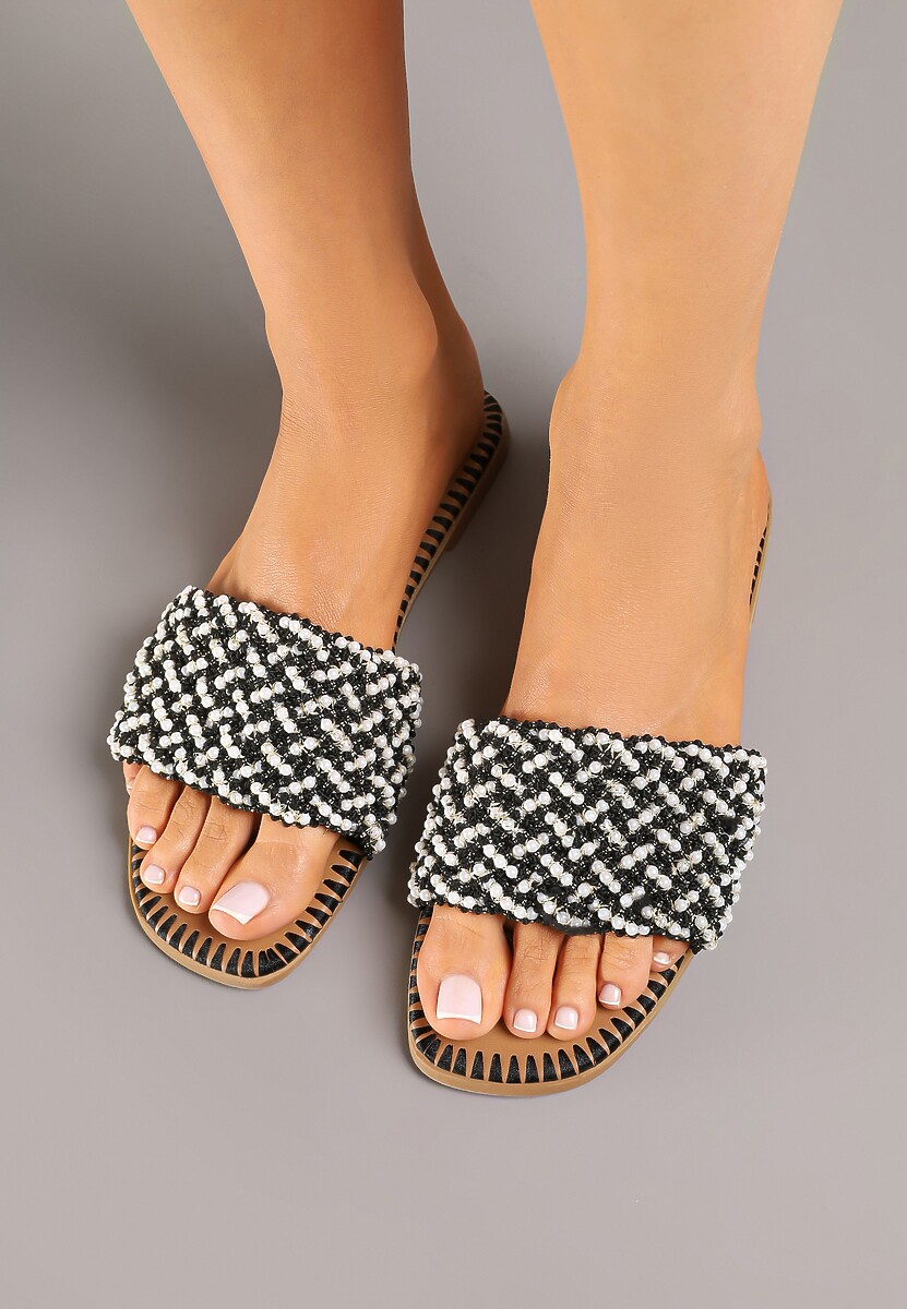 Czarne Płaskie Klapki Ozdobione Koralikami Soralia