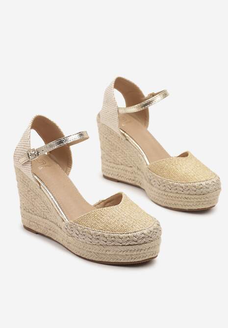Złote Sandały na Koturnie w Typie Espadryli Ozdobione Plecionką Akiora