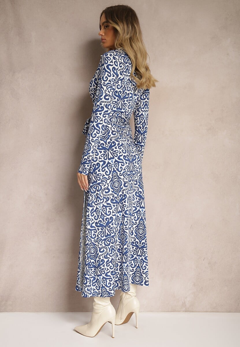 Niebiesko-Biała Taliowana Sukienka Maxi z Paskiem i Kopertowym Dekoltem Anetil