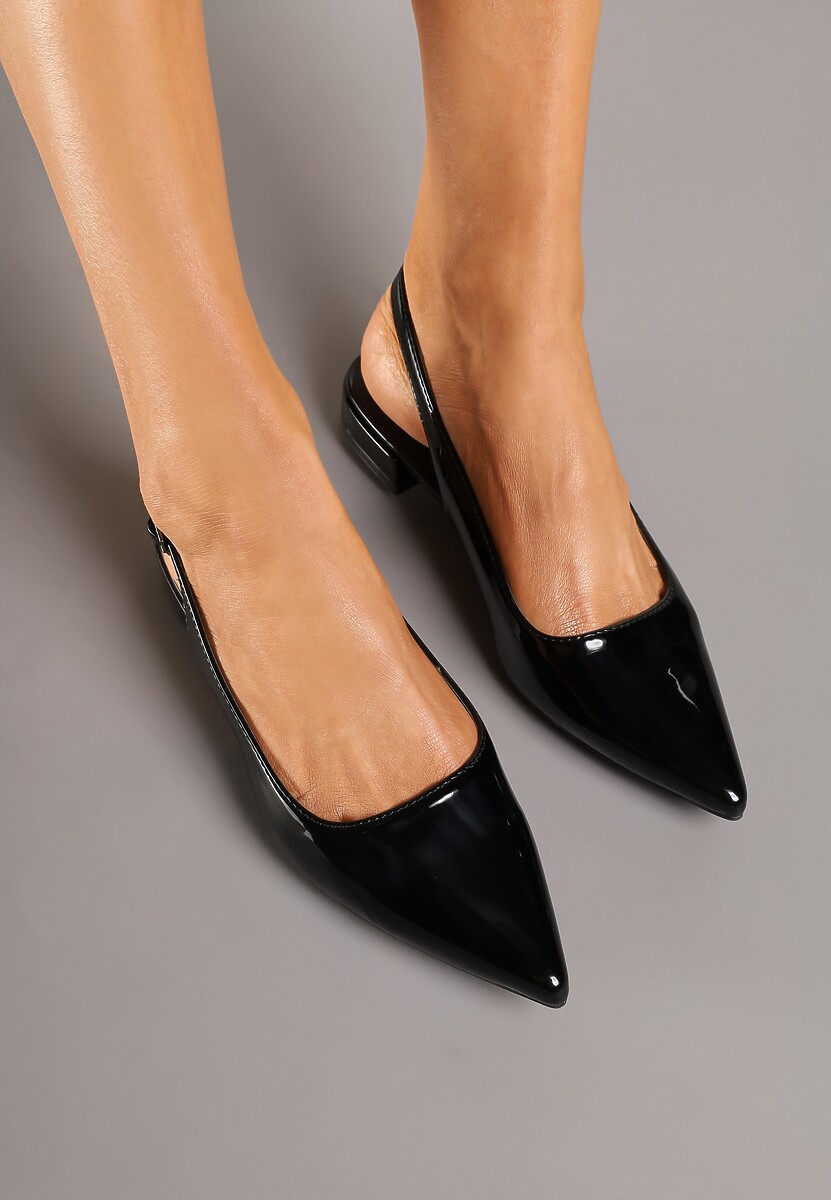 Czarne Sandały Lakierowane na Płaskiej Podeszwie z Ozdobnym Paskiem Delaniael