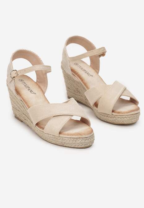 Beżowe Sandały na Koturnie Ozdobionym Sznurkiem z Juty Starla