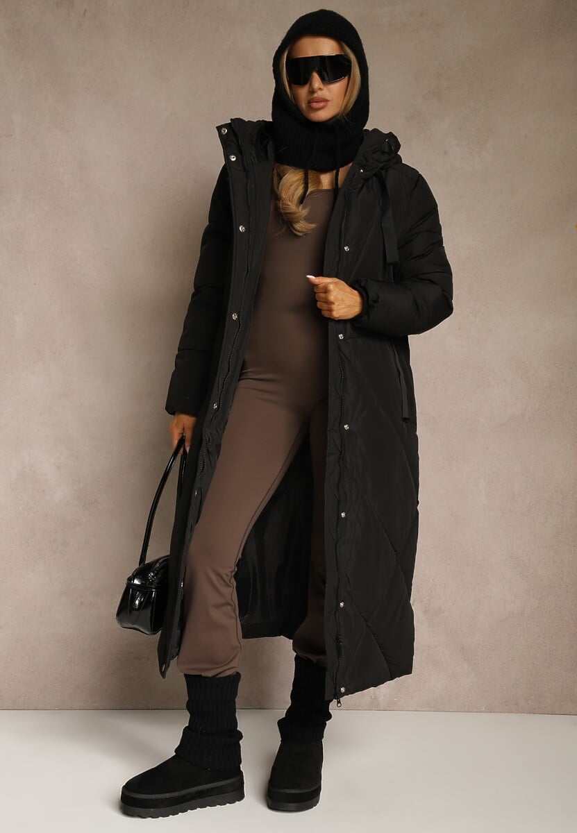 Czarna Pudełkowa Kurtka o Długim Kroju z Pikowanymi Przeszyciami Kapturem i Kieszeniami Calatta