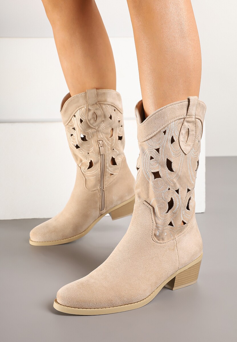 Beżowe Botki na Obcasie Typu Kowbojki z Cholewką Zdobioną Ażurowymi Wycięciami Felithiel