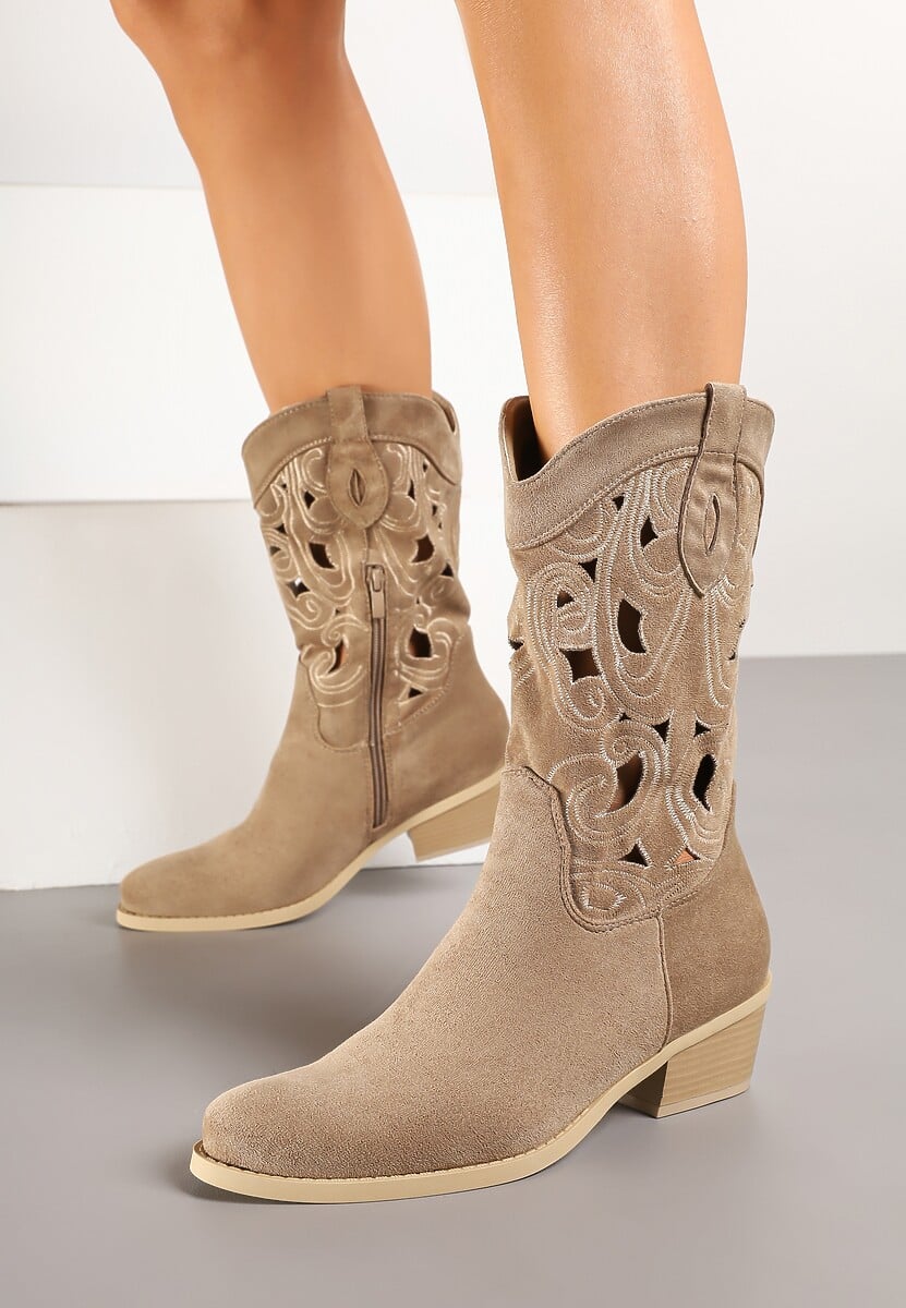 Ciemnobeżowe Botki na Obcasie Typu Kowbojki z Cholewką Zdobioną Ażurowymi Wycięciami Felithiel