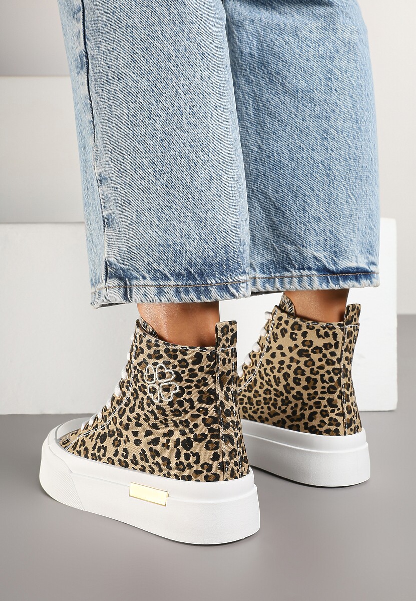 Panterkowe Trampki na Platformie z Wysoką Cholewką Ozdobione Haftem Fonaril