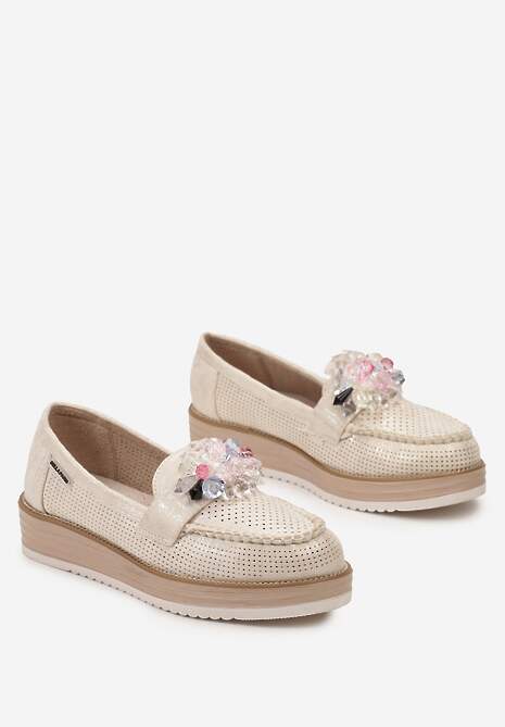 Beżowe Ażurowe Mokasyny z Kryształkami na Niskiej Platformie Kisarra