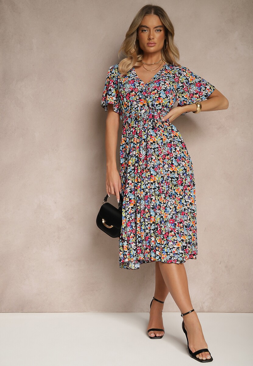 Czarna Sukienka z Plisami w Kwiecisty Print o Rozkloszowanym Kroju Lanelin