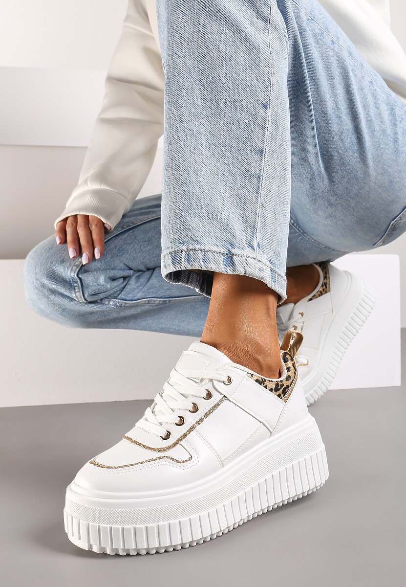 Biało-Brązowe Sznurowane Sneakersy na Platformie Ozdobione Panterką Ivenora