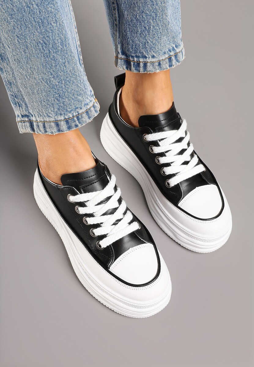 Czarno-Białe Streetwearowe Trampki na Tłoczonej Platformie Fellimi