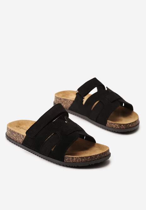 Czarne Klapki Ozdobione Geometrycznym Motywem Odellea