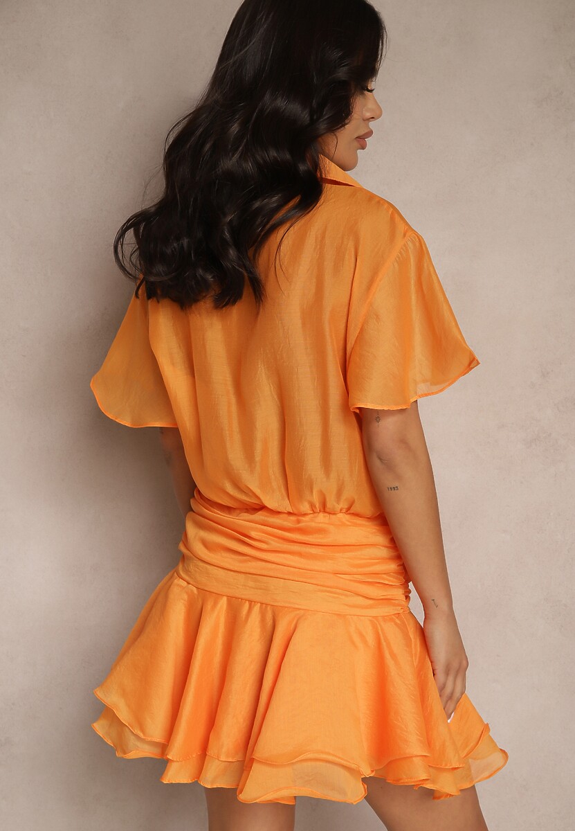 Pomarańczowa Sukienka o Koszulowym Kroju z Krótkim Rękawem Zdobiona Falbankami Mirenora